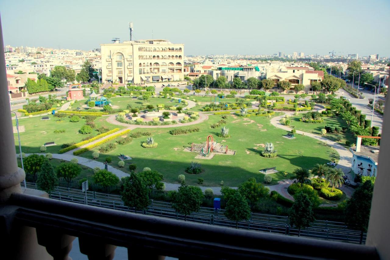 Executive 3 Bedrooms Apartment In Bahria Town Rávalpindí Exteriér fotografie