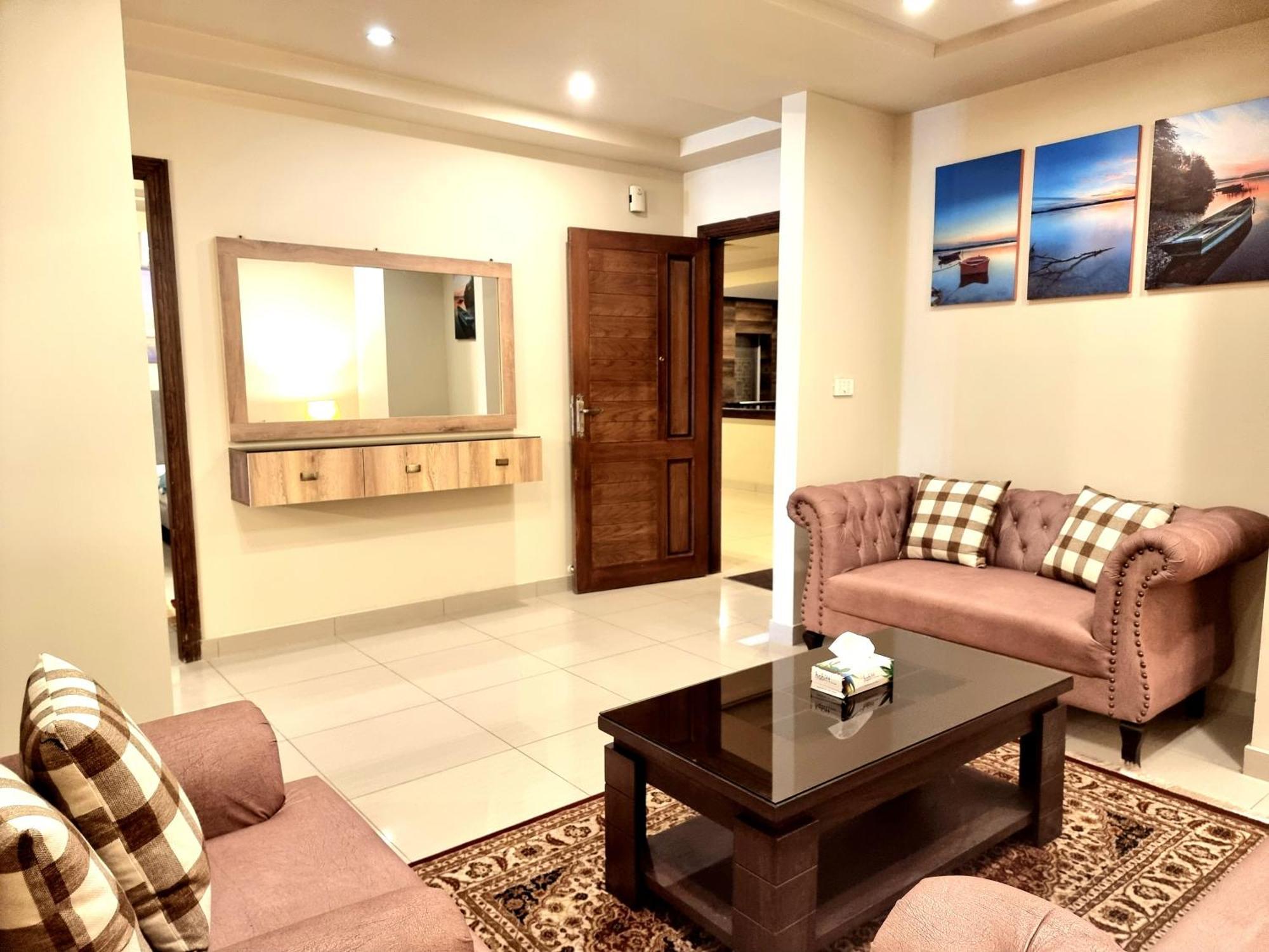 Executive 3 Bedrooms Apartment In Bahria Town Rávalpindí Exteriér fotografie